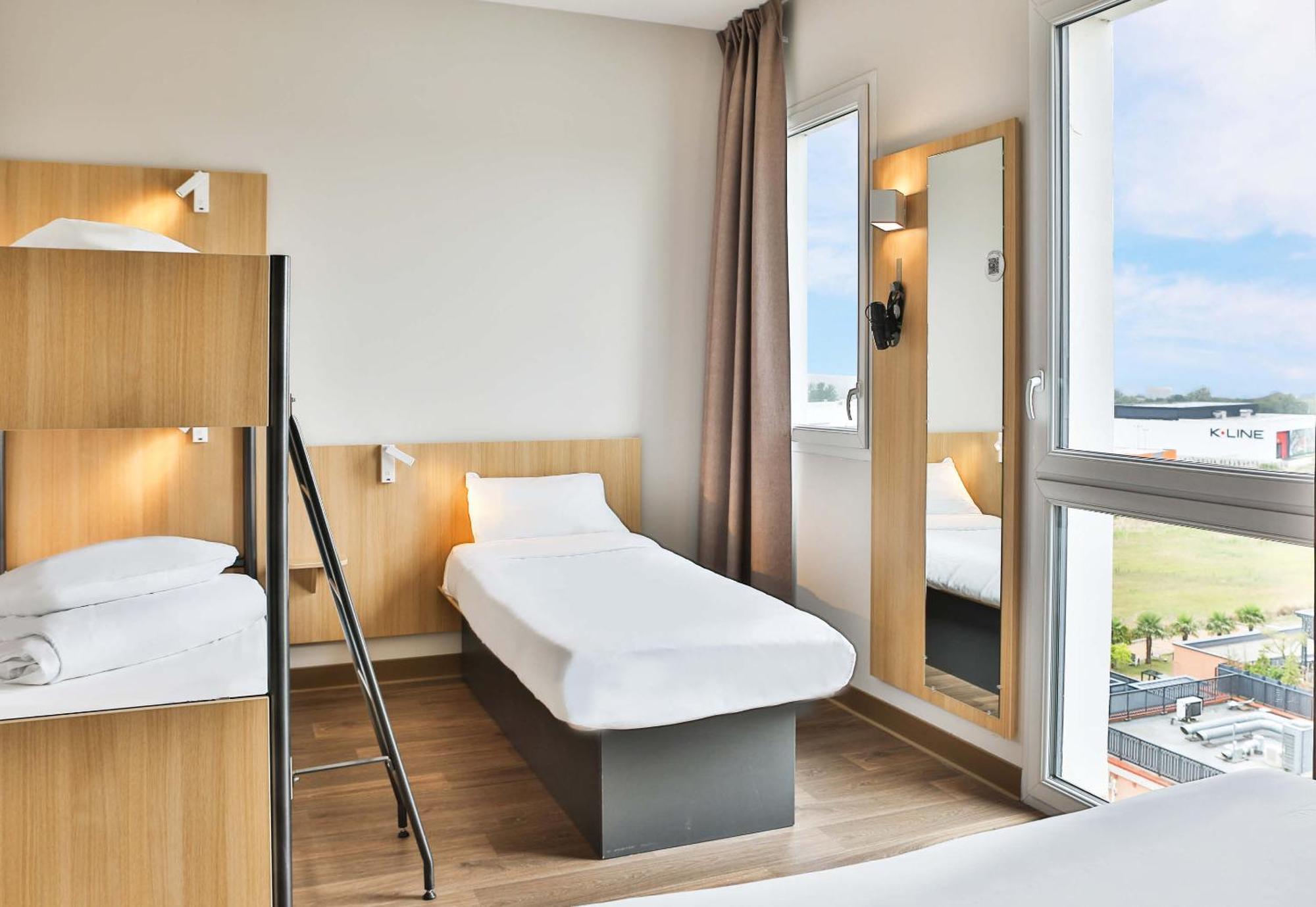 B&B Hotel ليزيربييه المظهر الخارجي الصورة